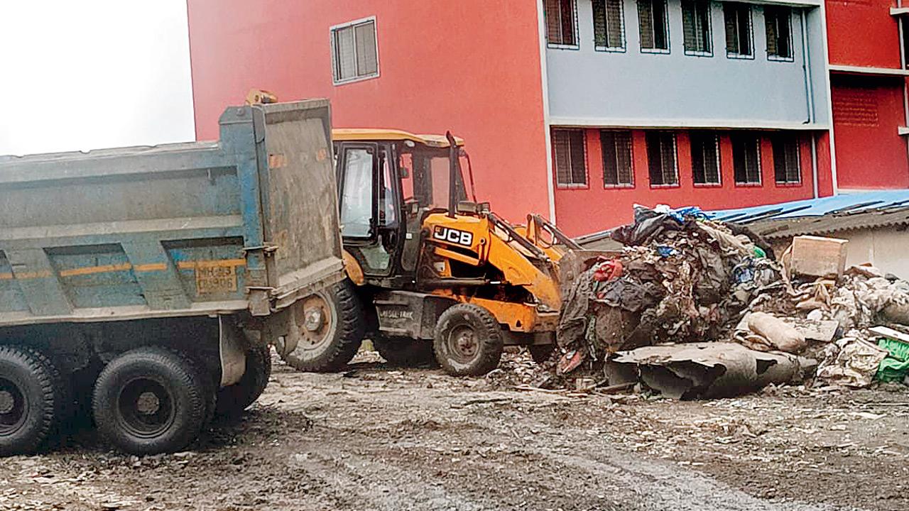 Mumbai: Removal of garbage near Govandi school begins after Mid-Day report