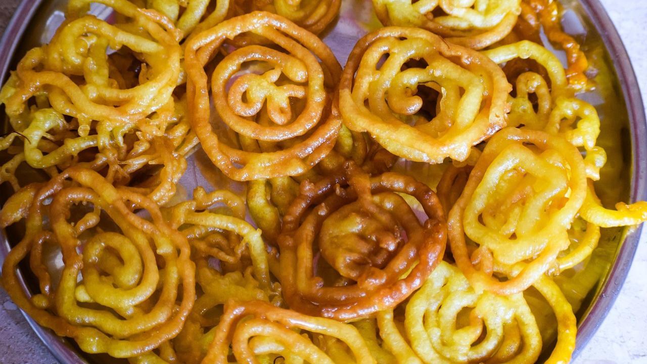 IN PHOTOS: Mumbai dietitians share 5 cooking tips to make jalebis healthy