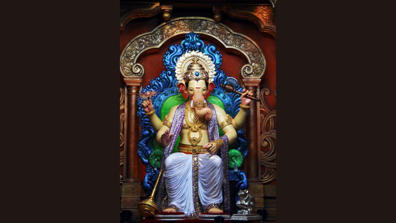  Over the years, Lalbaugcha Raja has become a constant in a city that never stops changing. (Year: 2013)
 