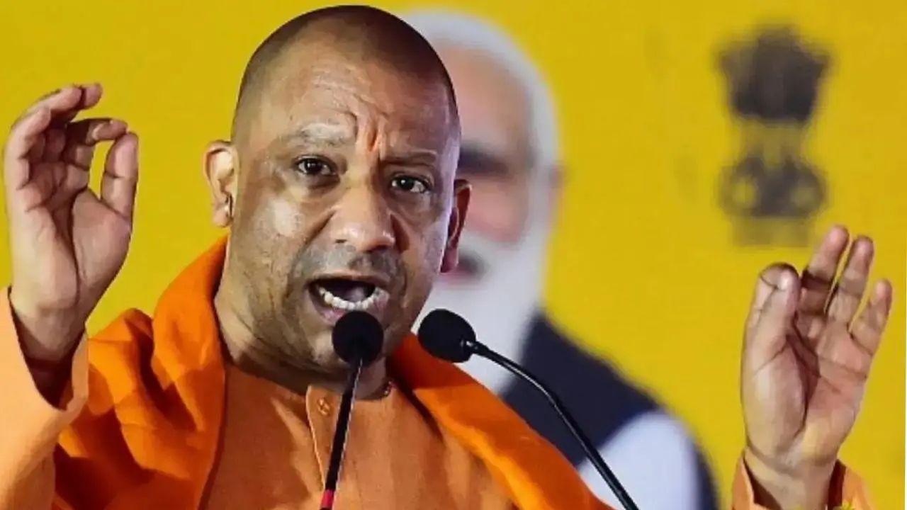 Uttar Pradesh: el hombre de 65 años consume veneno en `Janata Darbar` de UP CM Uttar Pradesh: el hombre de 65 años consume veneno en `Janata Darbar` de UP CM