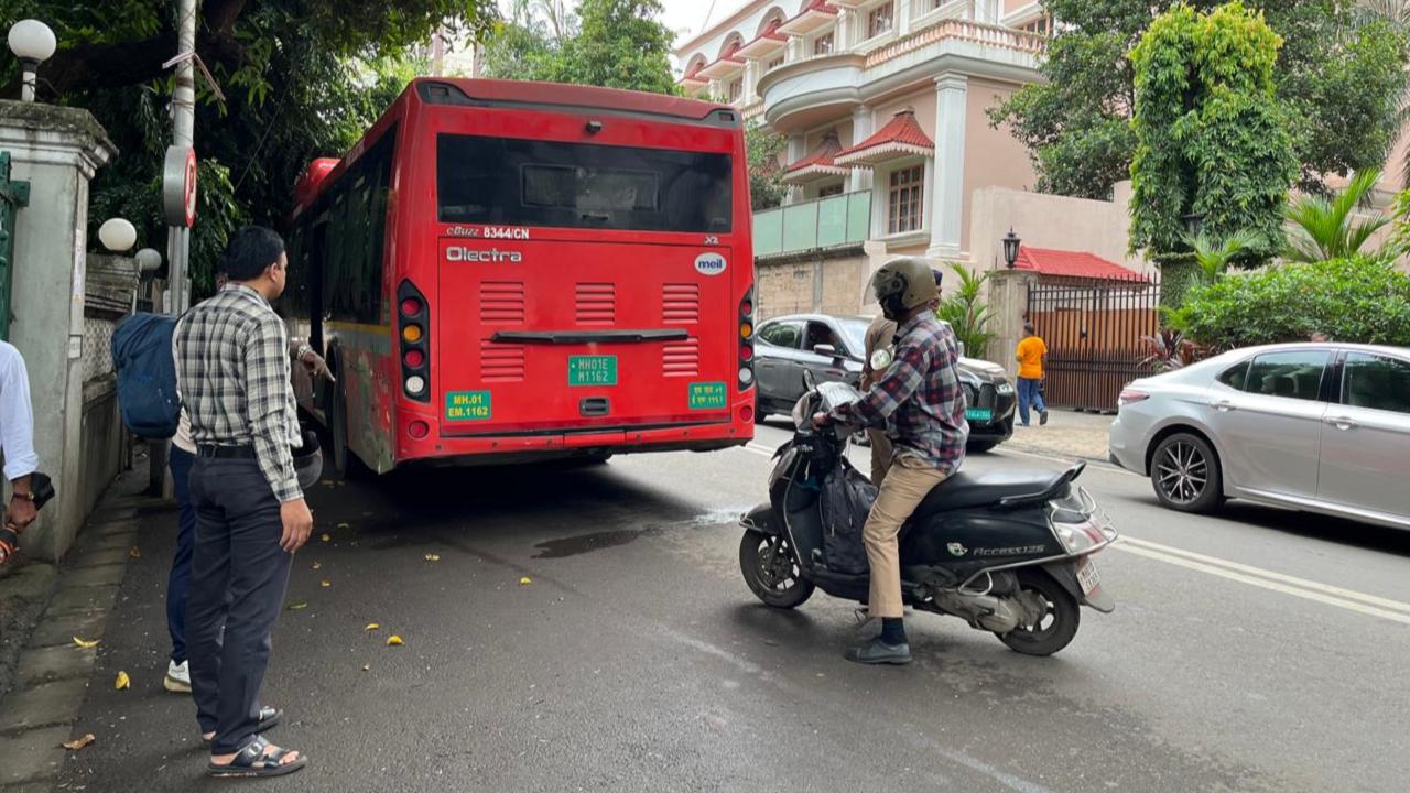 Mumbai: Woman killed after electric BEST bus hits parked car