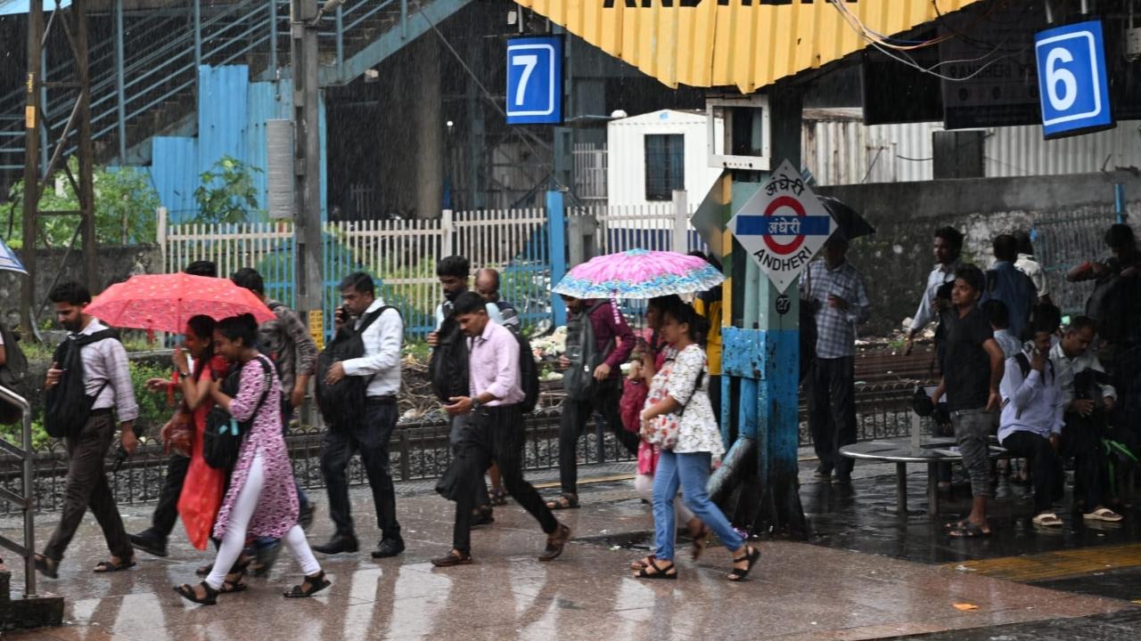 Heavy to very heavy rainfall was predicted in Mumbai city and suburbs, with the possibility of occasional gusty winds reaching 40-50 kmph gusting to 60 kmph