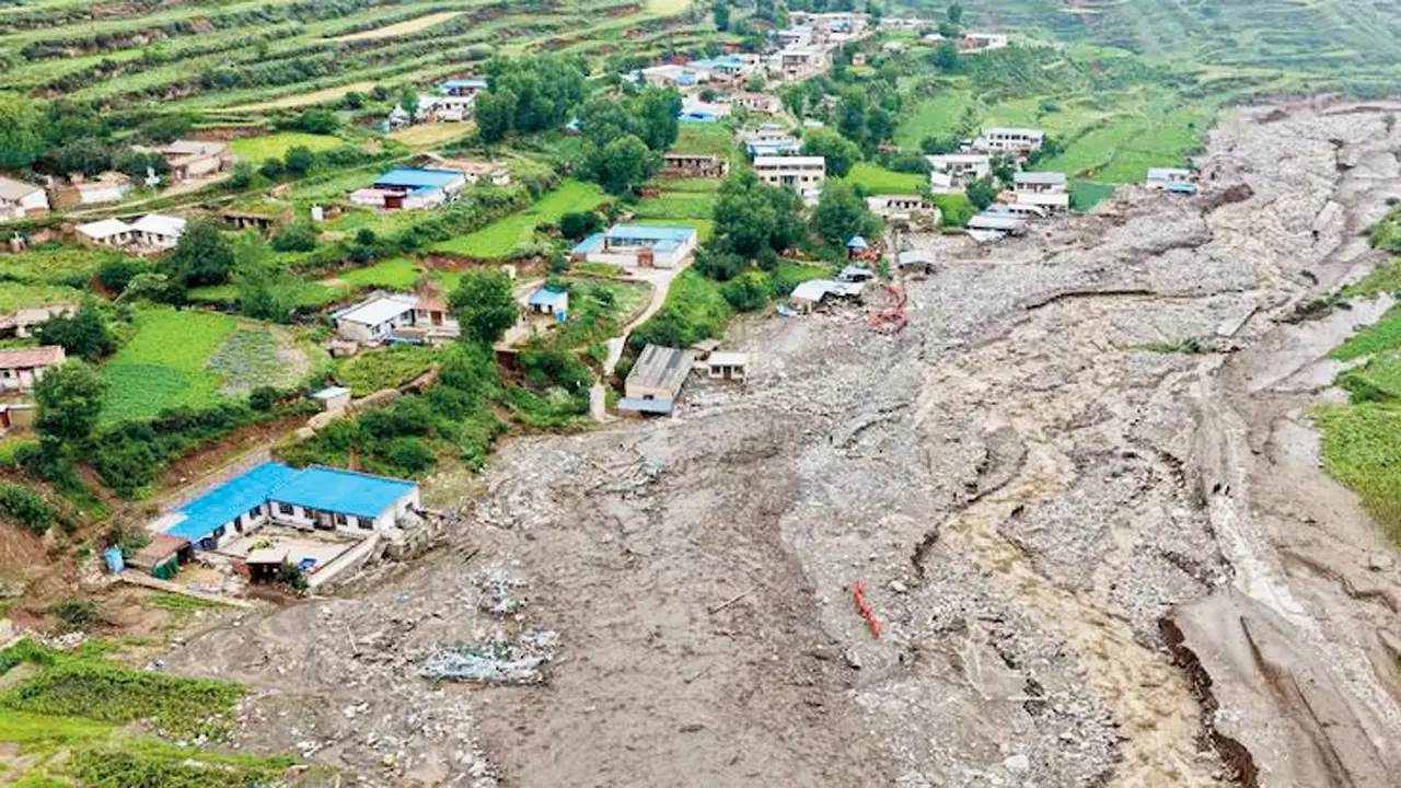 Nine killed, three reported missing as floods sweep north China