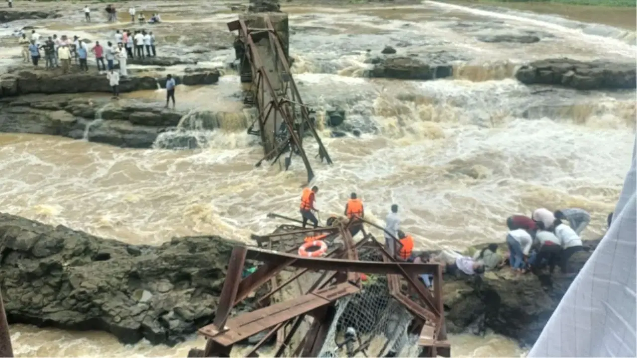 Under-construction footbridge collapses in Udhampur amid heavy rain in JK