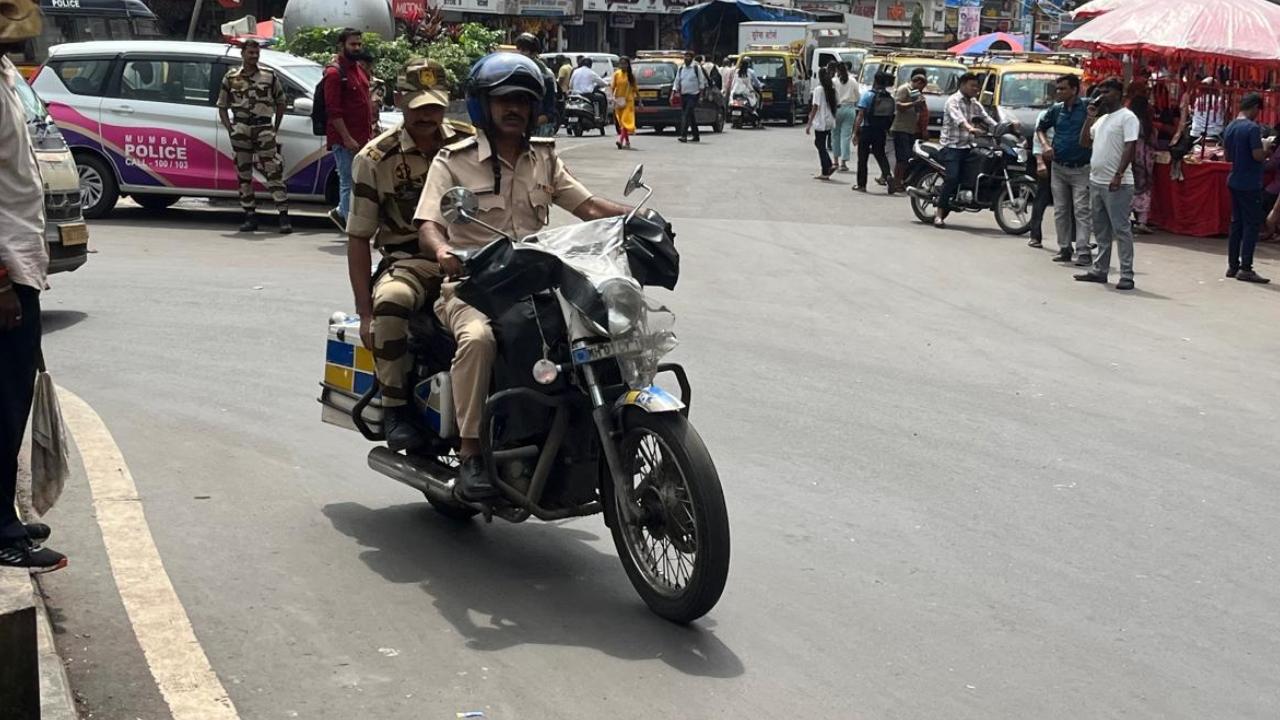 The court reviewed a medical report highlighting the serious health risks from exposure to pigeon droppings, including cases that led to lung transplants. The court emphasised that children and senior citizens are particularly vulnerable.