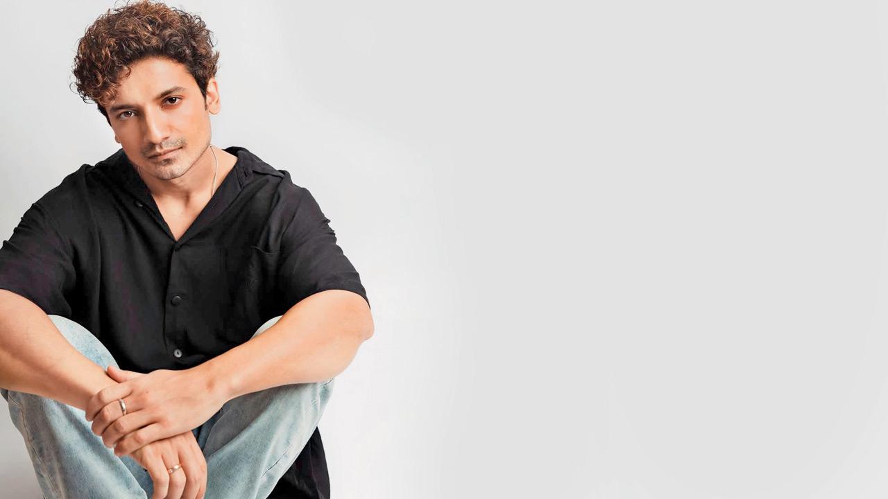 Priyanshu Painyuli to play cab driver turned hacker in upcoming film Pirates