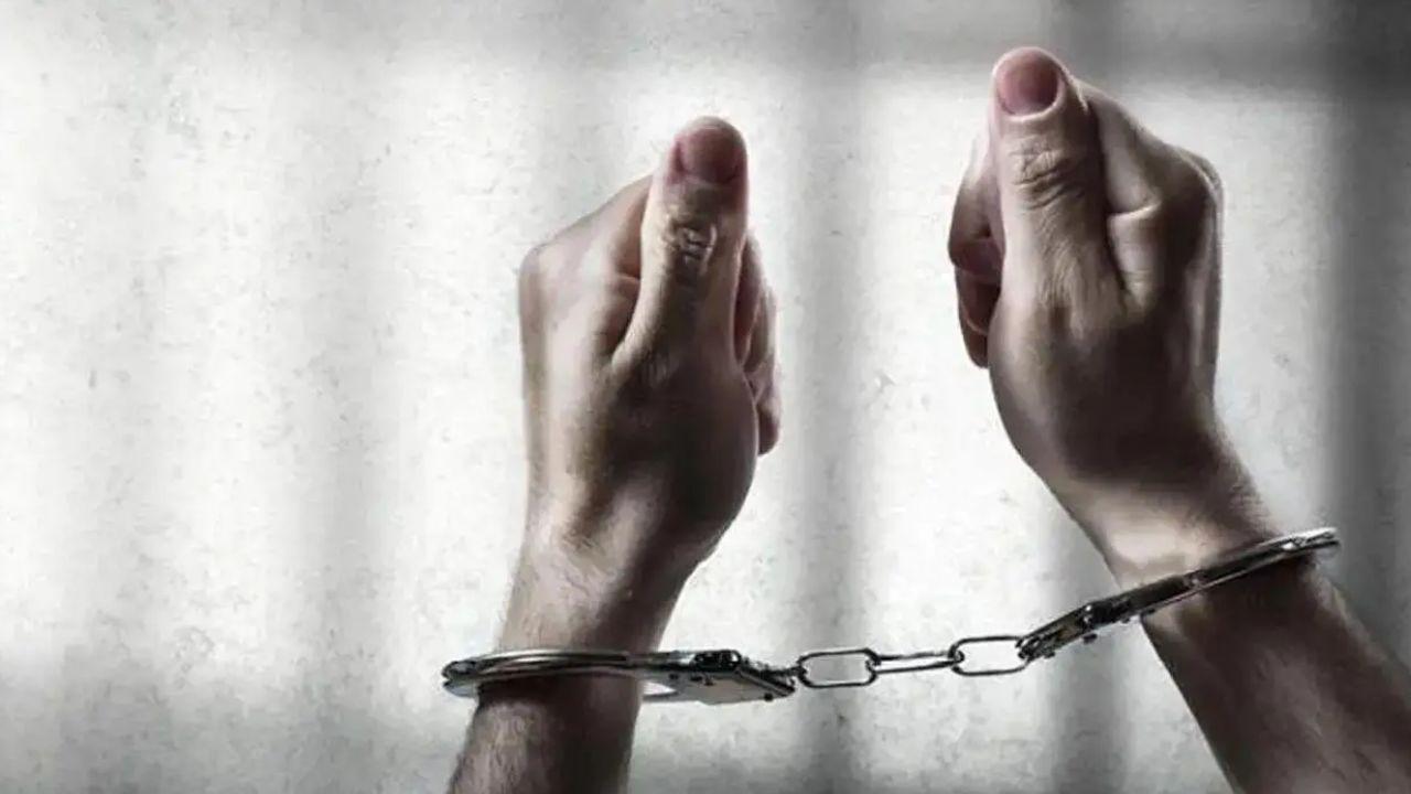Man cheated of Rs 5 lakh with promise of TC job in railways