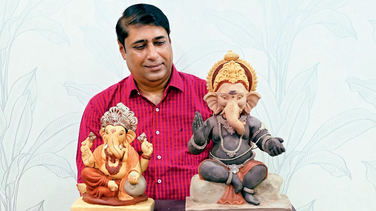 Environmentalist Rohit Joshi with his eco-friendly Ganpati idol at his house in Thane. PIC/ATUL KAMBLE