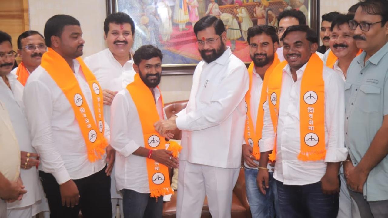 The former councillors, three of them ex-chairpersons of the Ner municipality in Yavatmal, formally joined the Shiv Sena on late Thursday night in Thane in the presence of Shinde and the party's cabinet minister Sanjay Rathod