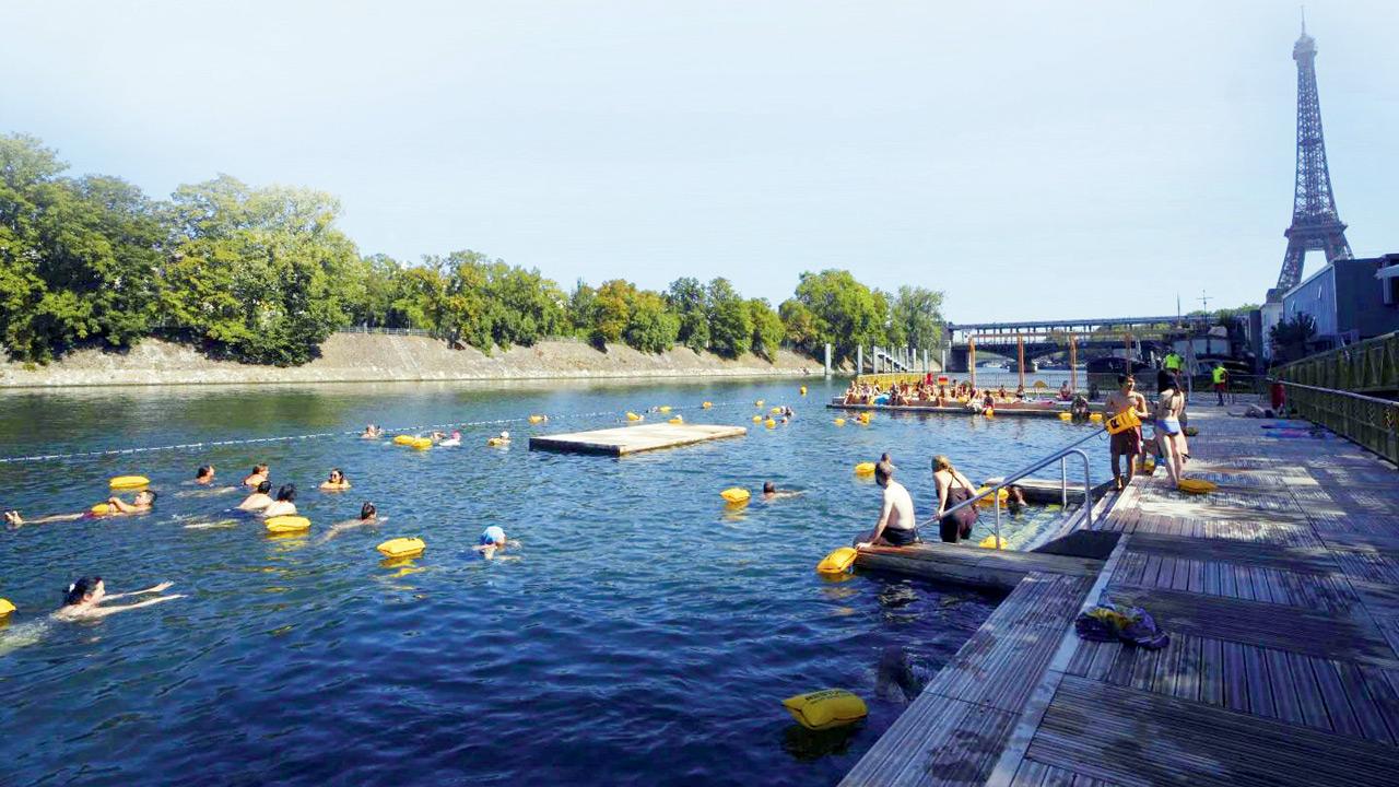 Paris: Swimming in Seine gets popular as heat rises