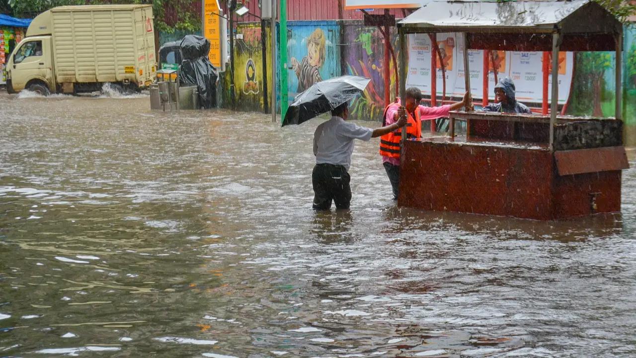 Over 1,100 evacuated as heavy rains pound Thane and Palghar districts