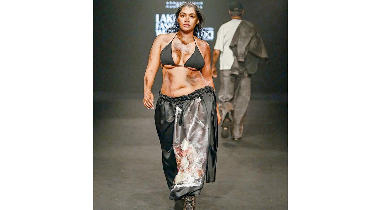 A model walks the ramp at a popular fashion week in Delhi in 2024. PIC COURTESY/HUEMN on Instagram