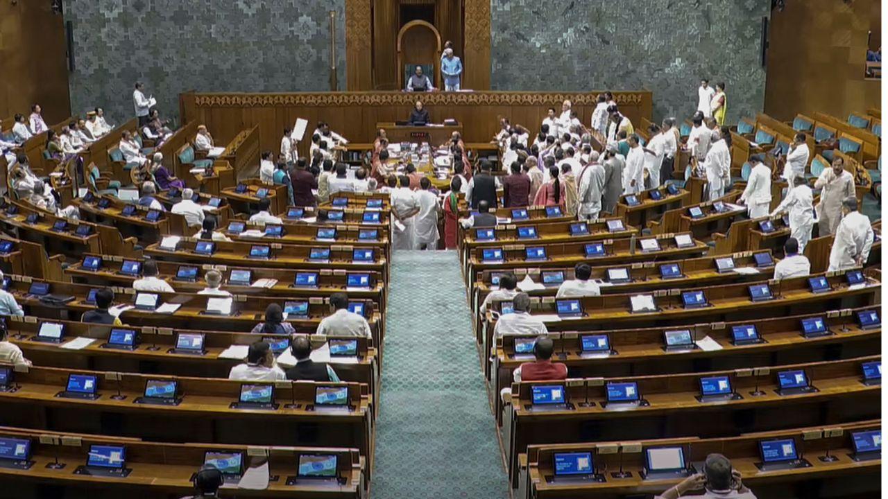 Monsoon Session: Opposition protests stall Lok Sabha proceedings for third week 