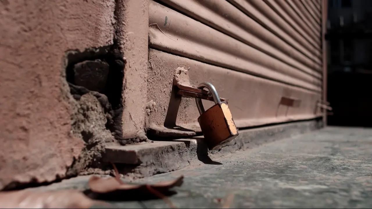 Odisha cierra 30 tiendas de fertilizantes, suspende 62 licencias de concesionarios en medio de revuelo