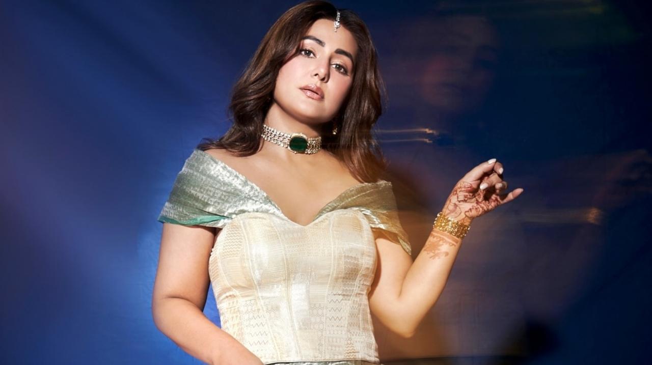 Hina Khan- The actress earned the tag of Sher Khan due to her fierce attitude in the house. While she was among the highest paid contestants in Indian television, she went on to bag some big projects like Kasauti Zindagi Kay 2, Khatron Ke Khiladi, Pati Patni Aur Panga, Pu nahi films and much more. 