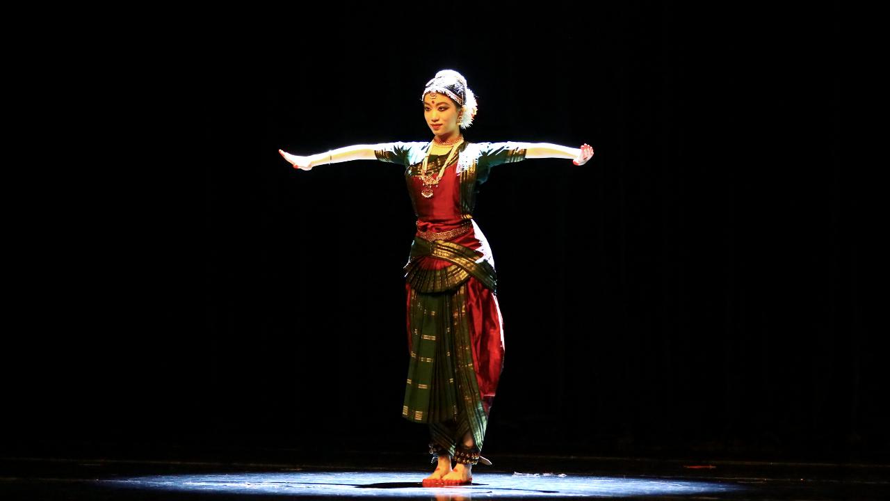 Chinese student achieves milestone with solo Bharatanatyam debut in Beijing