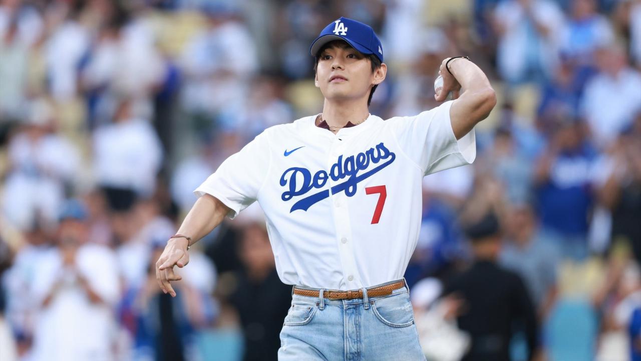 BTS' V throws his ceremonial first pitch at Los Angeles 'Dodgers Game'; fans shower love