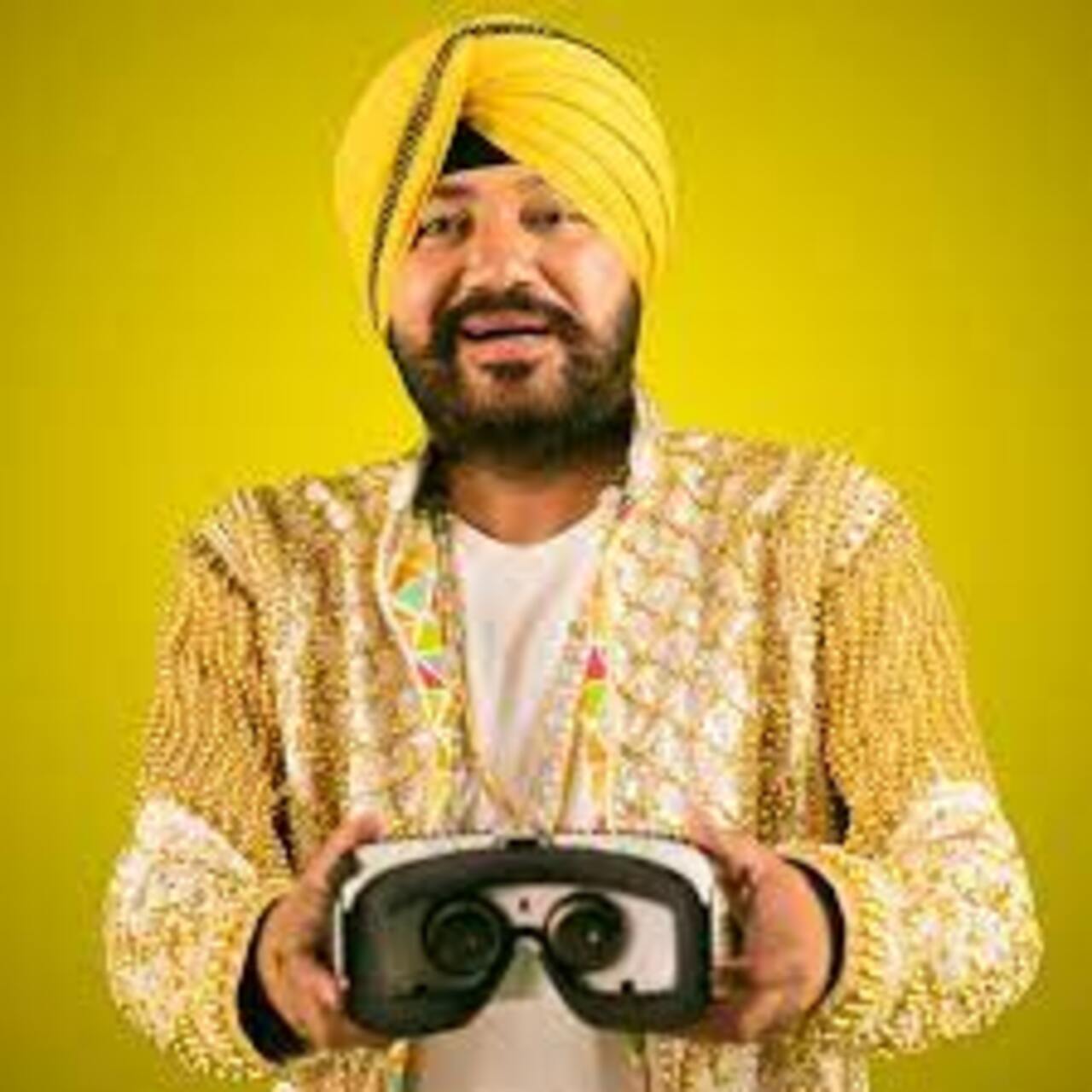 <p>Main Dardi Rab Rab: The song was released in 1996. It was an age of independent music in India, and this song, like others by Mehndi, sent ripples in the Indi-pop scene. Surprisingly, this song regained popularity during the period of gram reels. With a touch of rapping in this song while it was still a novel concept, it is a pioneer in its own right.</p>