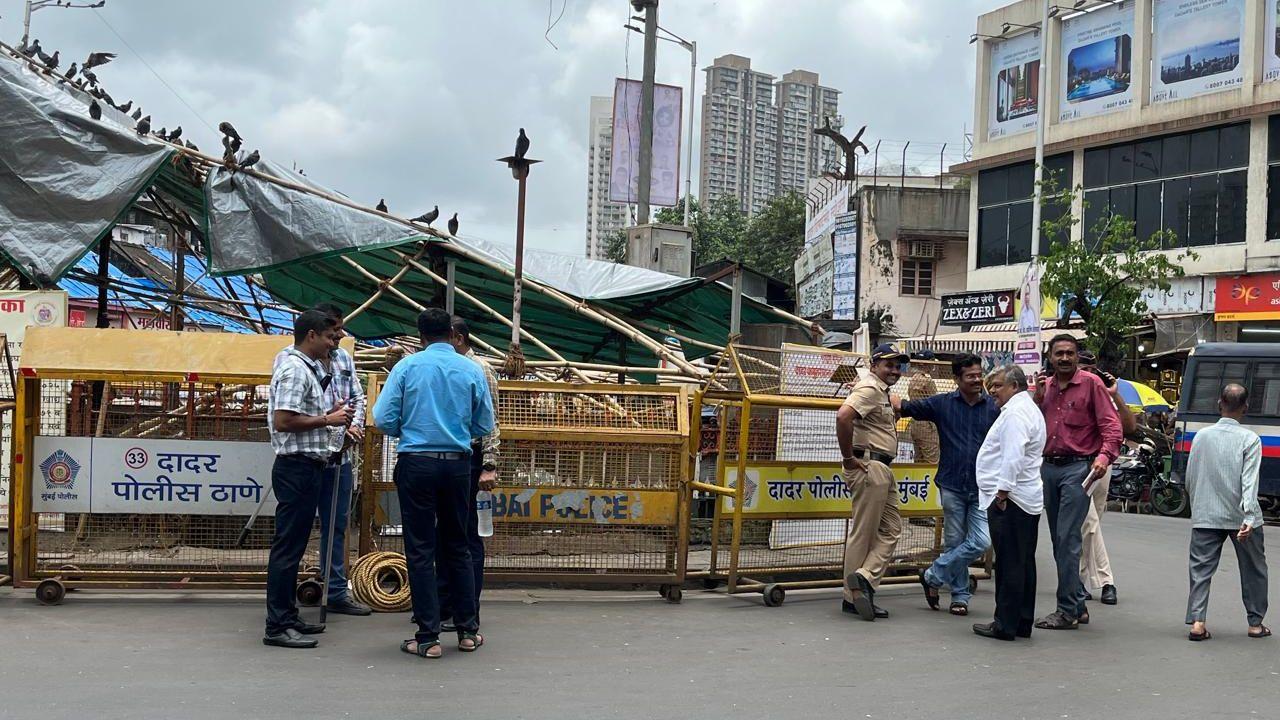 The situation gained further attention after political leaders and activists began voicing their opinions, leading to heightened tensions in the locality