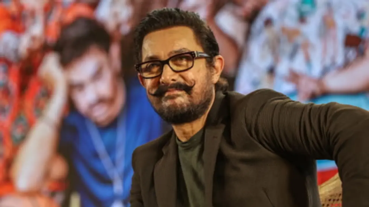 Why did Aamir Khan return to the Lagaan village in Bhuj after 25 years?