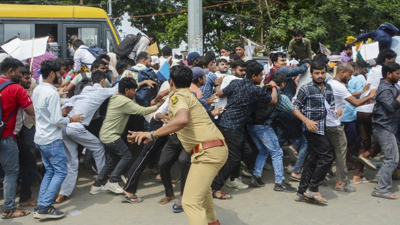 Protesters claimed that several people were injured in the baton charge, which the officials denied
