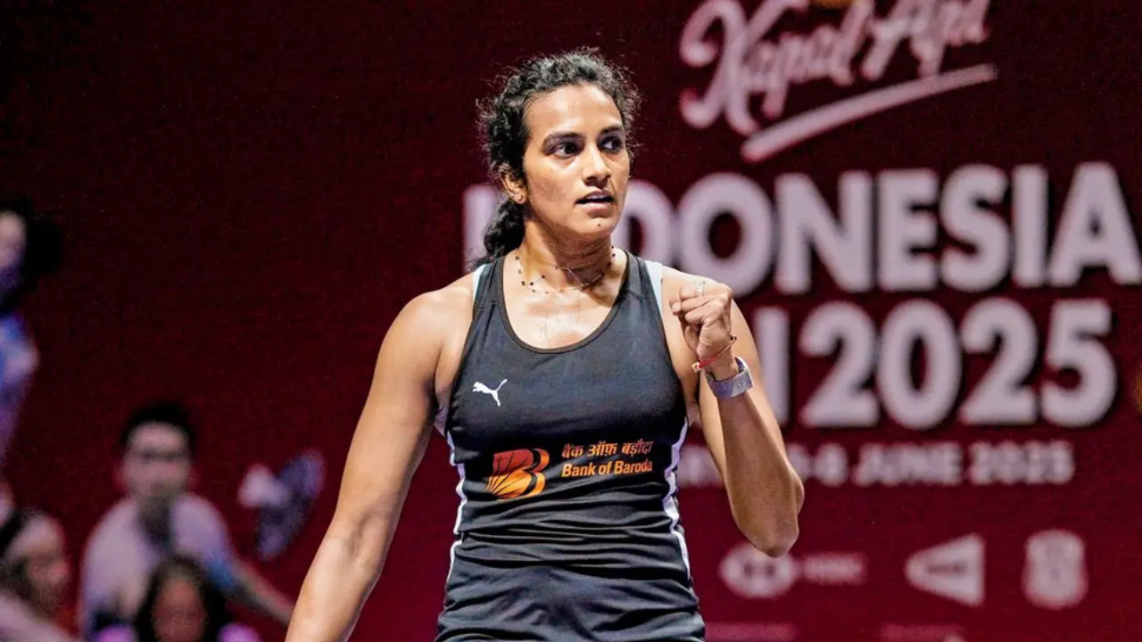 World Championships: Sindhu stuns Wang Zhi Yi to seal quaterfinal berth