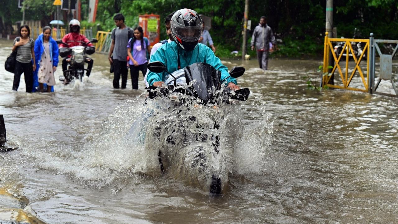 BMC declares holiday for schools in Mumbai as heavy rains continue in city