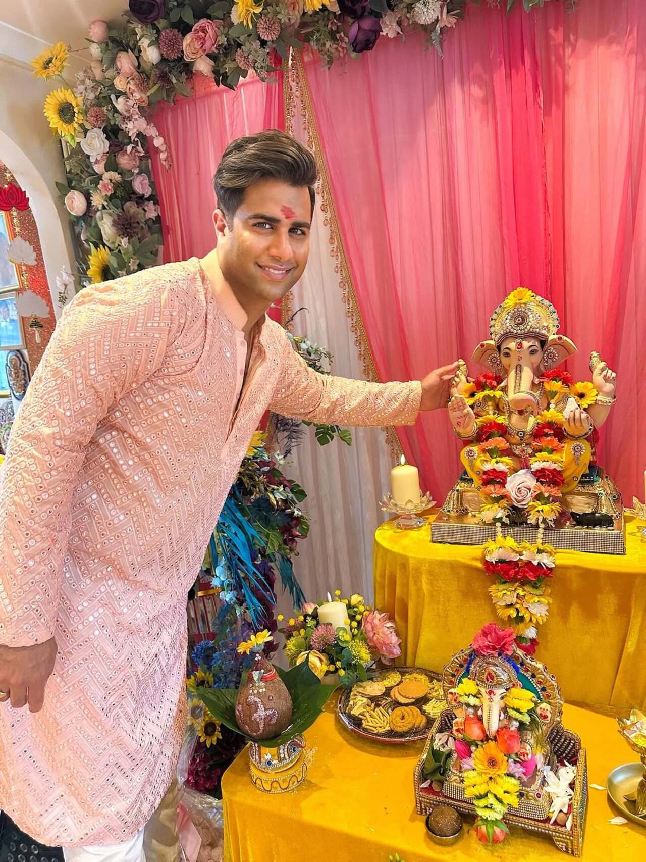 Rajiv Adatia welcomes Bappa home, he shared some heartfelt pictures on his Instagram handle