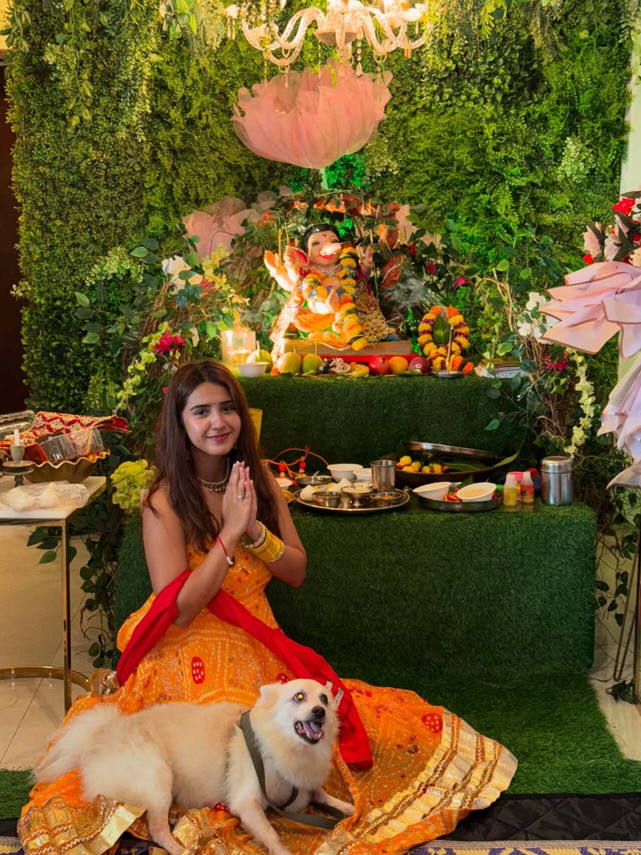 Roshni Walia keeps it simple yet stunning for the grand celebration