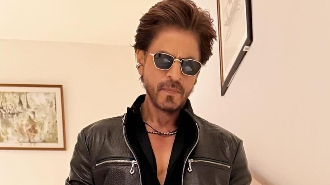 Shah Rukh Khan gives savage reply to a troll asking him to retire