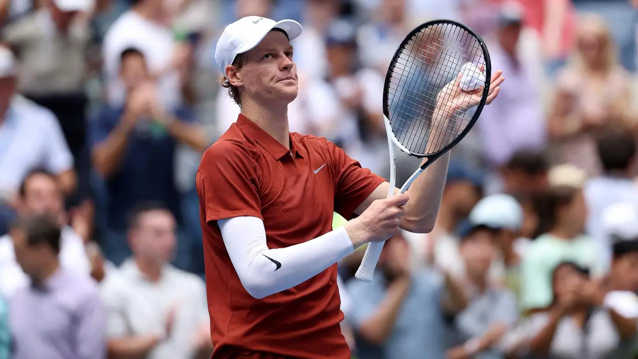 Jannik Sinner romps into US Open third round