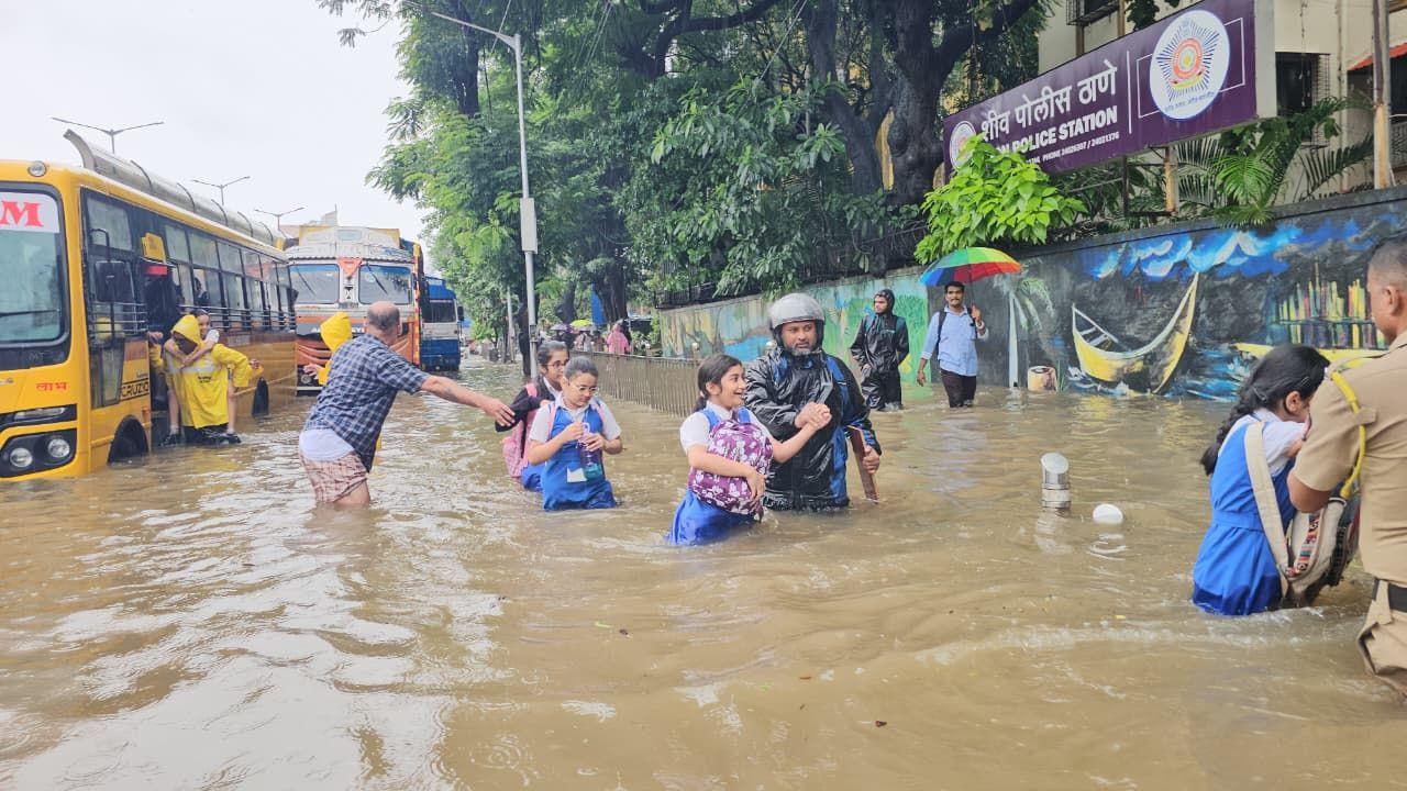 Several parts of the city recorded 100+ mm rainfall in just four hours between 8 am and 12 pm 