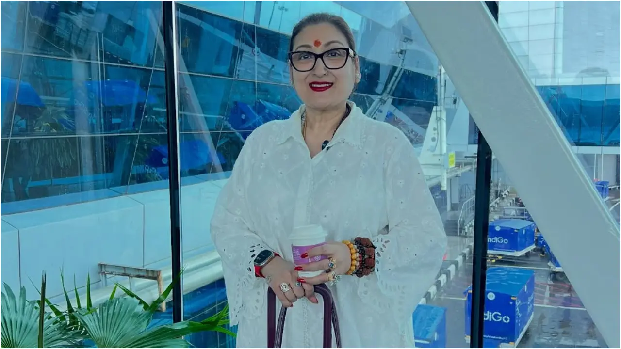 Sunita Ahuja, Govinda's wife, turns vlogger; breaks down at Maa Mahakali temple