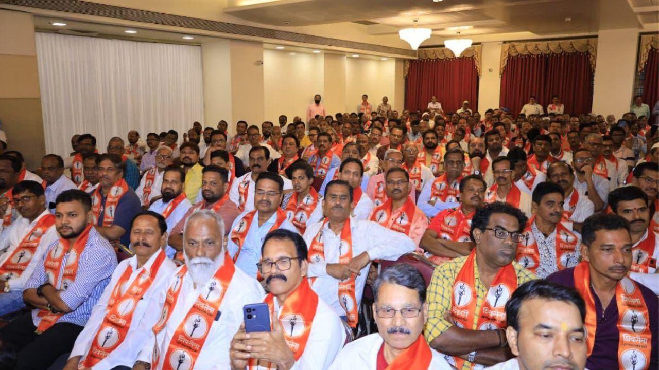 Carrying forward the torch of Samyukta Maharashtra, Worli MLA Aaditya Thackeray also called for grassroots outreach during the ‘Nirdhar Melava’ in Kanjurmarg