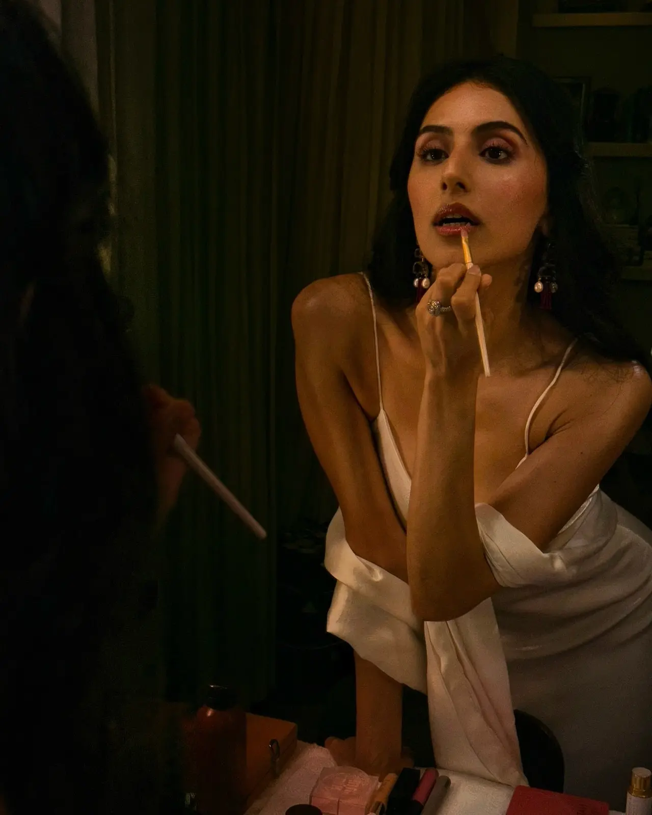 While studying in the US, Simar developed a strong interest in creative arts. Her time there helped shape her passion.