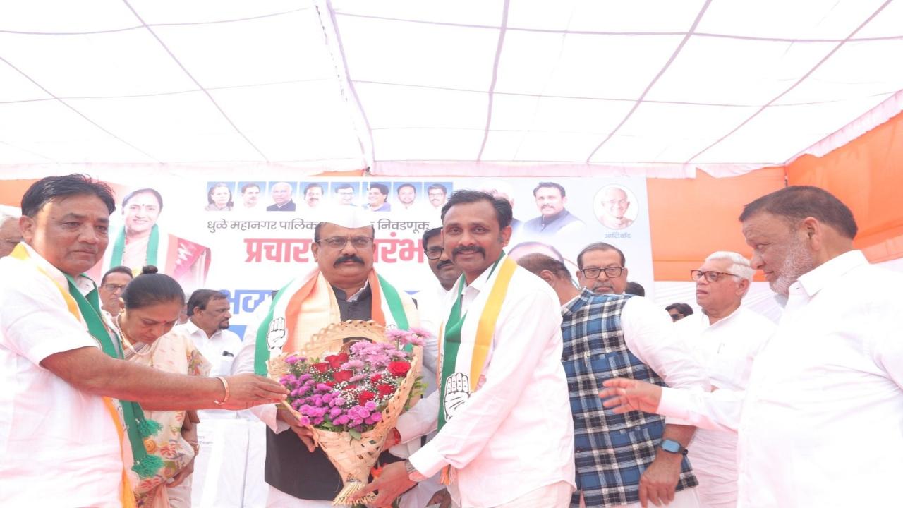 State Congress chief welcomes leaders from BJP, NCP, AIMIM, SP into party