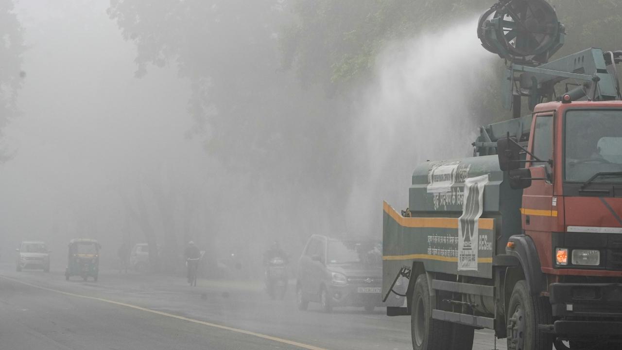 Wazirpur was the worst-affected area in terms of pollution levels, with an AQI reading of 434. It was followed closely by Jahangirpuri, with AQI levels of 430. A few other areas, such as Mundka, Delhi Technical University (DTU), and Nehru Nagar monitoring centres, also showed ‘severe’ levels between 424 and 420.