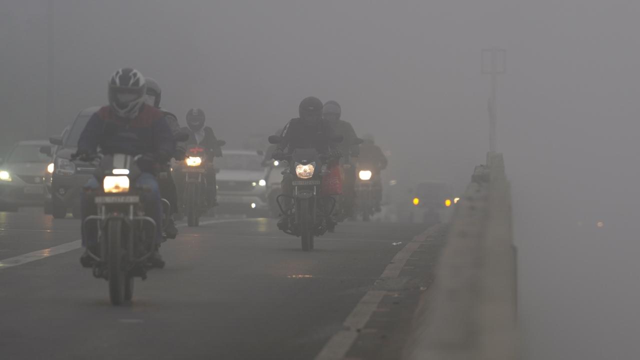 At 5.30 am, visibility was recorded at zero metres in Agra, Bareilly, Saharanpur and Gorakhpur in Uttar Pradesh; Ambala, Amritsar, Bathinda, Ludhiana and Adampur in Punjab; Safdarjung in Delhi; Ambala in Haryana; Gwalior in Madhya Pradesh; Bhagalpur in Bihar; and Daltonganj in Jharkhand