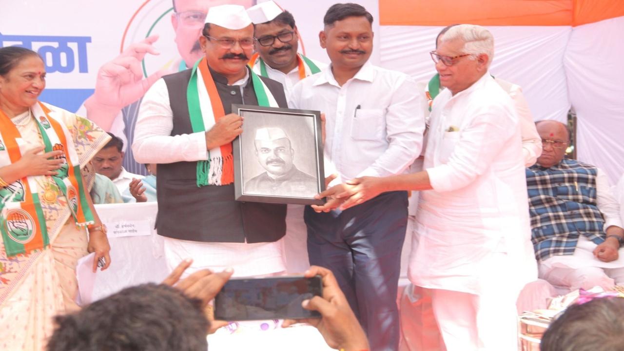 Taking a swipe at Maharashtra Chief Minister Devendra Fadnavis, the Congress leader accused him of betraying promises made to the people