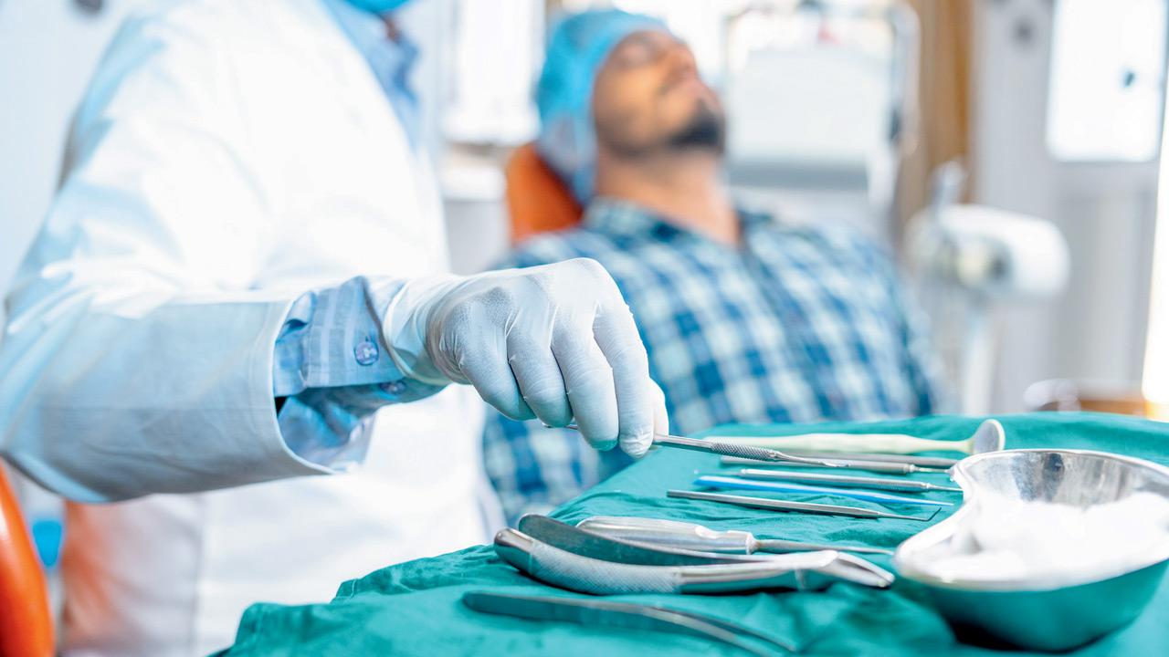 Young man cured of oral cancer at KIMS Thane, family history revealed