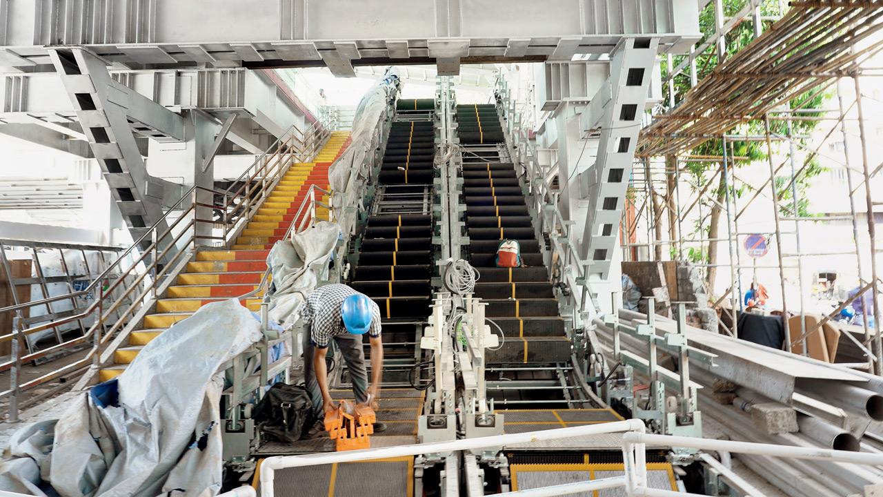 Western Railway to install 104 escalators, lifts at city-suburban stations