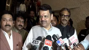 CM Fadnavis says Vande Mataram to be discussed in next legislature session