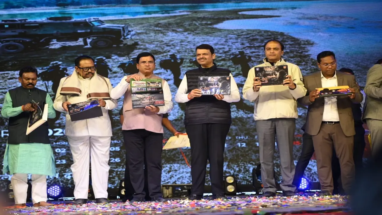 Fadnavis kicks off Maha Marathon 2025 on concluding day of Gadchiroli Festival