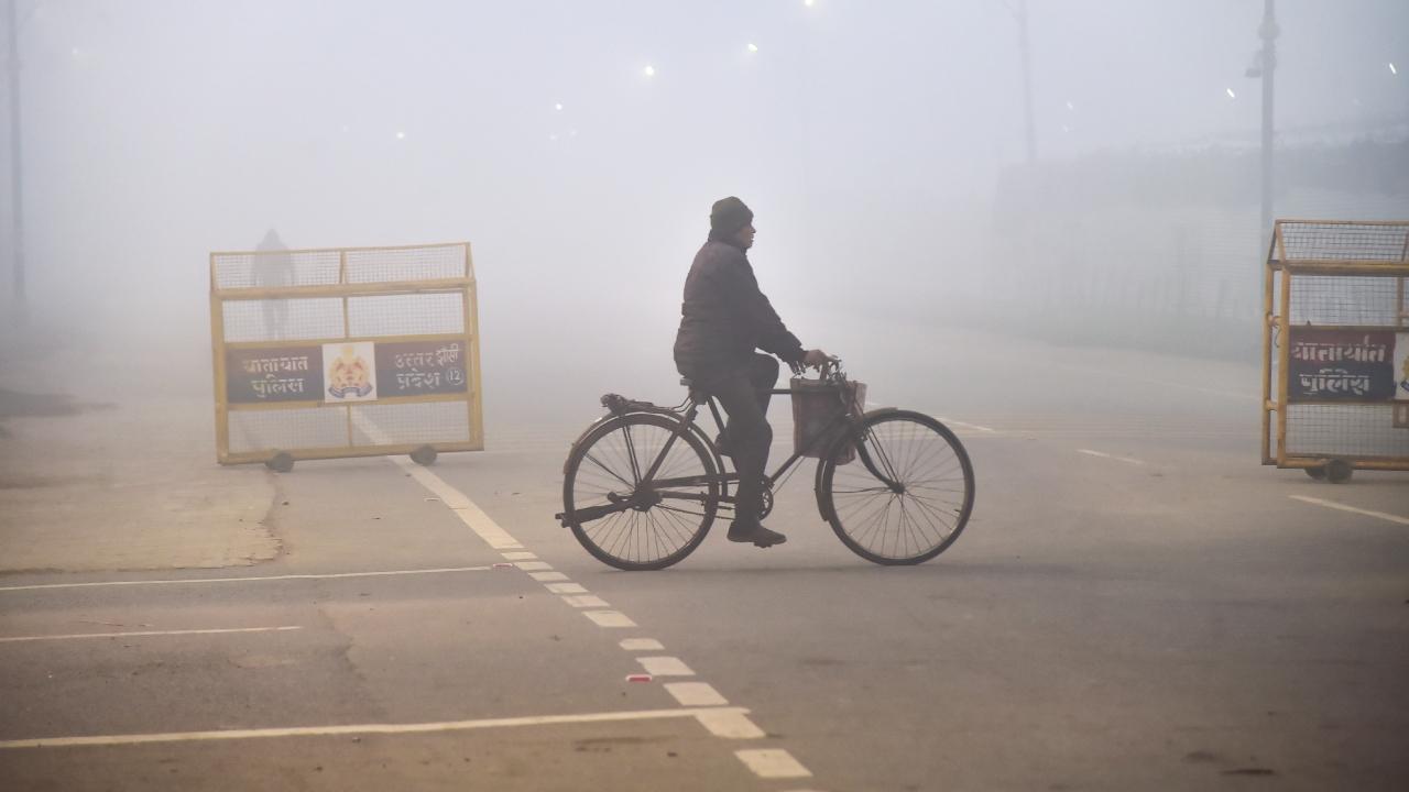 Delhi’s air quality improves slightly, several areas record ‘moderate’ AQI