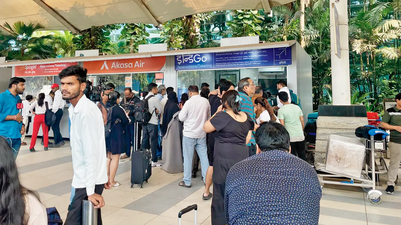 The busy IndiGo counter outside Terminal 1 of CSMT Airport on Thursday. Pics/Madhulika Ram Kavattur