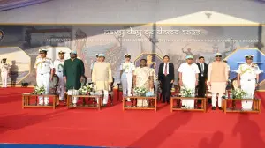 IN PHOTOS: President Murmu attends Navy Day celebrations in Thiruvananthapuram