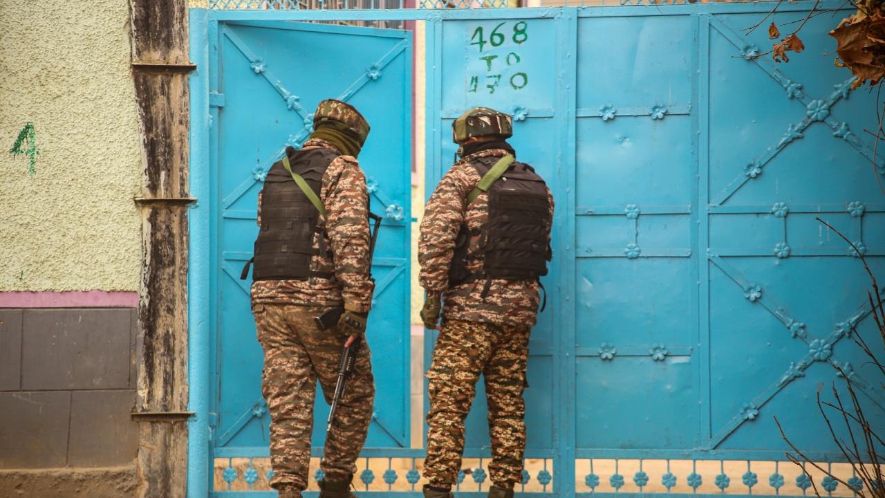 On November 10, a suicide bomber, Dr Umar Un Nabi, exploded a Hyundai i20 car near Red Fort Metro Station in Delhi, killing 15 people and injuring several others.