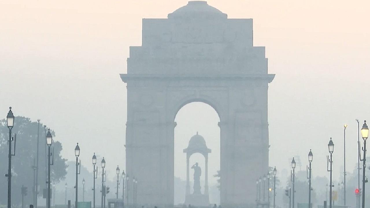 Delhi air quality dips further, returns to ‘very poor’ zone