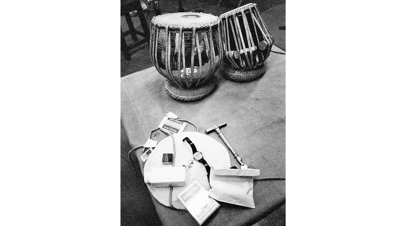 A view of the late Ustad’s accompaniments on the stage