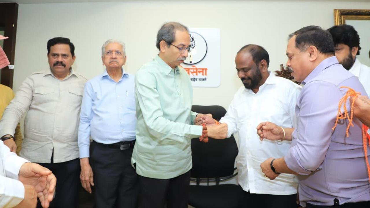 Shinde-led Shiv Sena leaders join Uddhav camp in Navi Mumbai